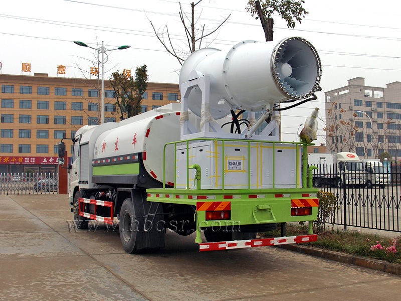 東風(fēng)天錦(中置副發(fā))抑塵車